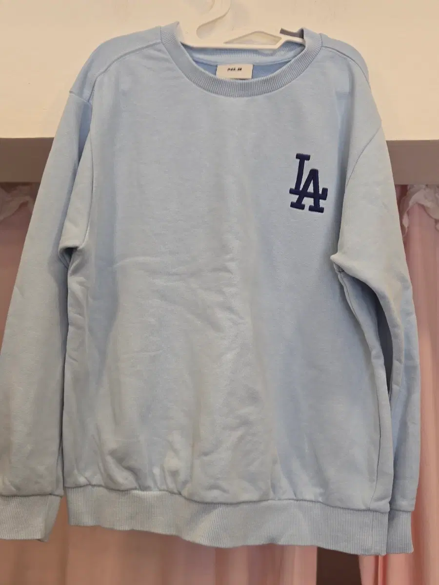 MLB LA 스웻셔츠 하늘색