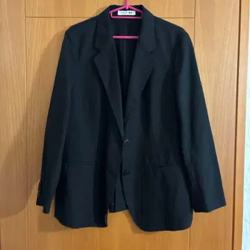 유니클로 우먼 블랙 자켓