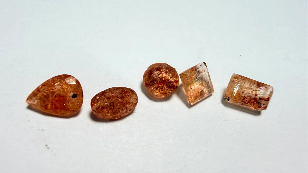 No.6118 천연 태양의불꽃 광석AA썬스톤 커팅 5개 2.7ct