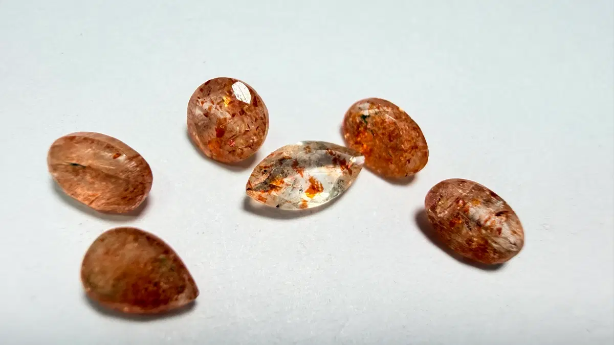 No.6117 천연 태양의불꽃 광석AA 썬스톤 커팅 6개 2.7ct