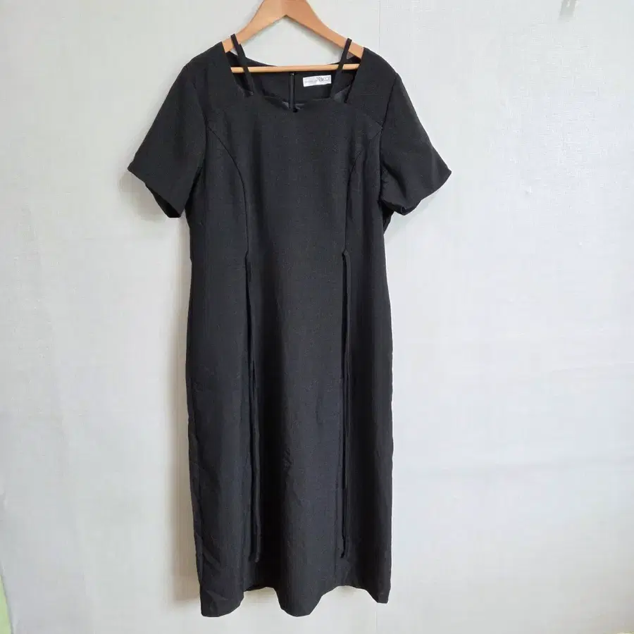 RIRI&CO 여성 블랙 반팔 원피스 77 JJ3648