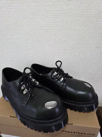 새상품 Dr.Martens ANALINE CROC EMBOSS
