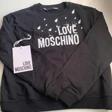 LOVE MOSCHINO 맨투맨 블랙 한정판 디자인