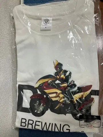 가면라이더 아기토 T셔츠