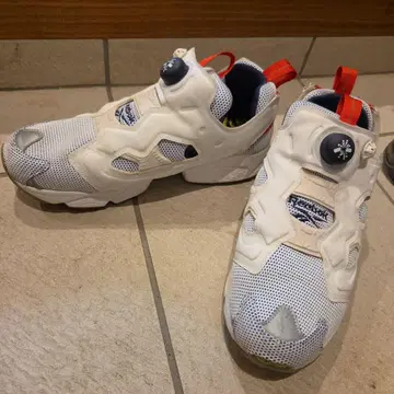 Reebok 펌프 퓨리 스니커즈 26cm