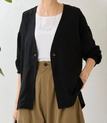 미사용 새상품 BEARDSLEY 비어즐리 스트레치 조젯 하오리 블랙