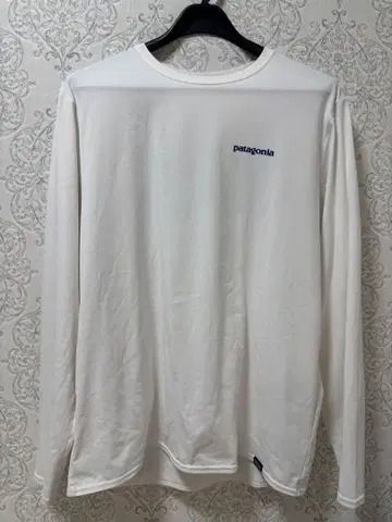 Patagonia 파타고니아 긴팔 T셔츠 화이트