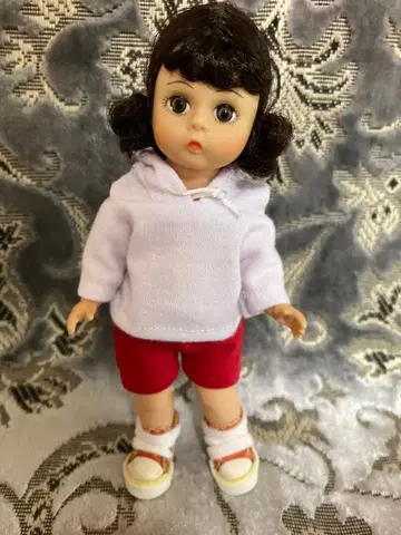 마담 알렉산더 프리미어 인형 자립 가능 20cm 의상 교체 가능