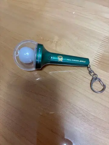 Mrs. GREEN APPLE 응원봉 키링
