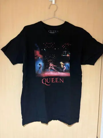 QUEEN 라이브 퍼포먼스 T셔츠 블랙
