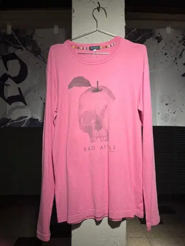 Paul Smith BAD APPLE 긴팔 티셔츠 핑크 해골 스컬