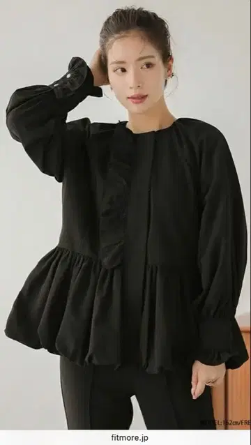 fitmore 벌룬 실루엣 프릴 자켓