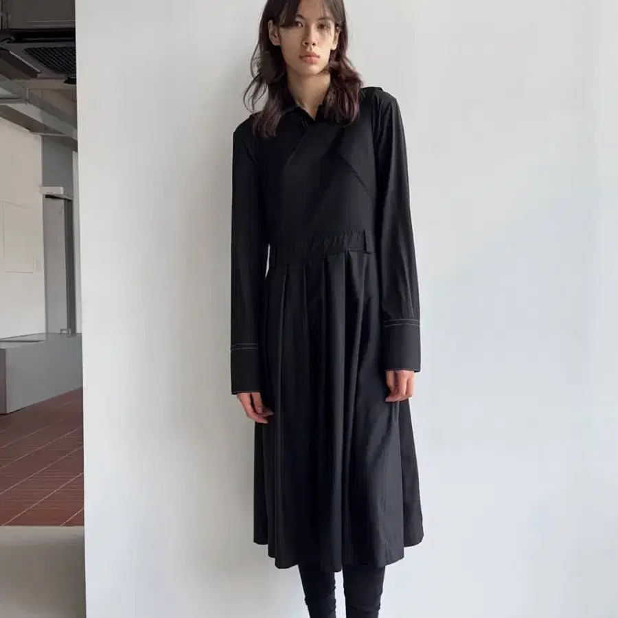 lowclassic 로우클래식 스티치 플리츠 드레스 원피스
