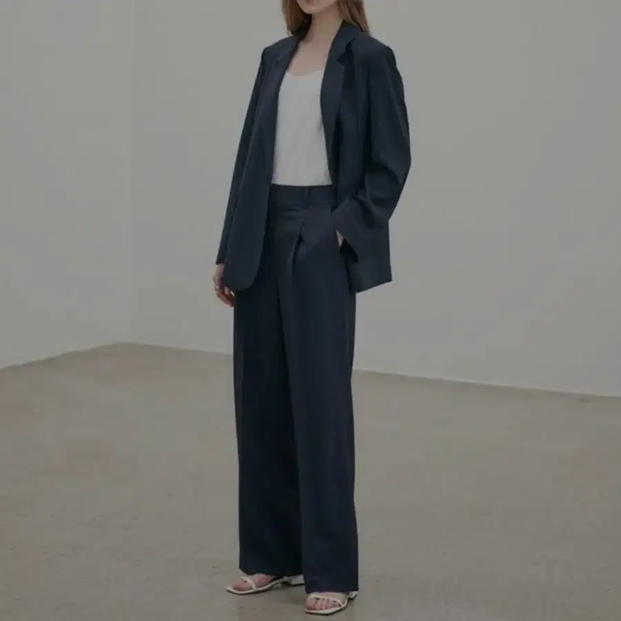 NILBY P 닐바이피 핀턱 와이드 슬렉스 S _ 여성