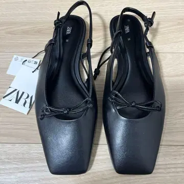 새상품 ZARA 천연 가죽 백 스트랩 플랫 펌프스 36