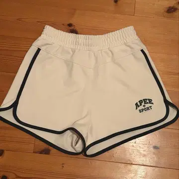 [ 레어 ] APEE SPORT 숏팬츠 화이트