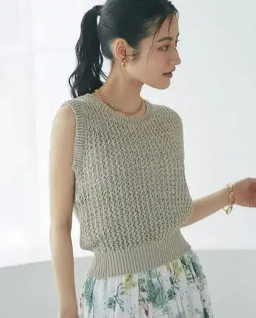 새상품 [ La boutique BonBon ] 2WAY 컴팩트 슬리브리스 니트