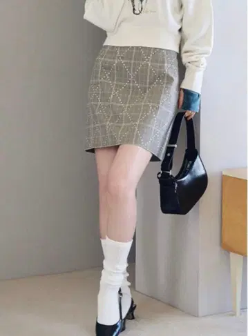 새상품 LILY BROWN CANDY STOCK 체크 미니 스커트