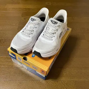 SKECHERS 슬립인즈 GLIDE-STEP ALTUS