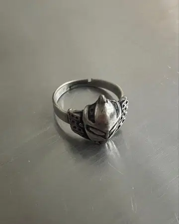 Hero Motifs Ring 실버 반지
