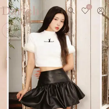Darich 퍼 슬리브 상의 lapin 다리치 반팔 티셔츠