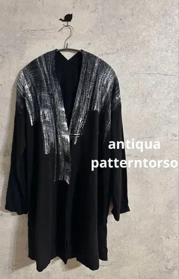 [ antiqua ] patterntorso 겉옷 즉시 구매 환영