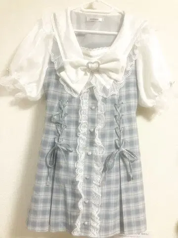 NOEMIE 키라키라 레이스업 세일러 셋업 미사용
