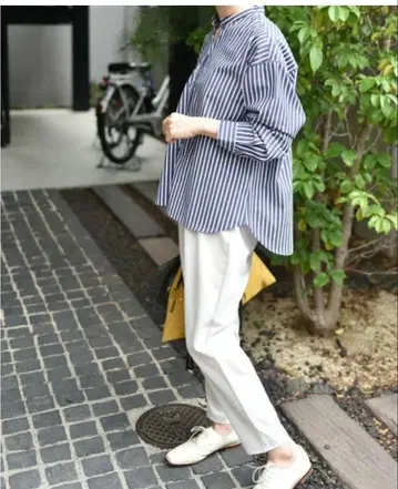 [ OURHOME ] 믿음직한 테이퍼드 팬츠 M 화이트 그레이 포켓 없음