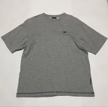 m2233 New balance 티셔츠 그레이 로고