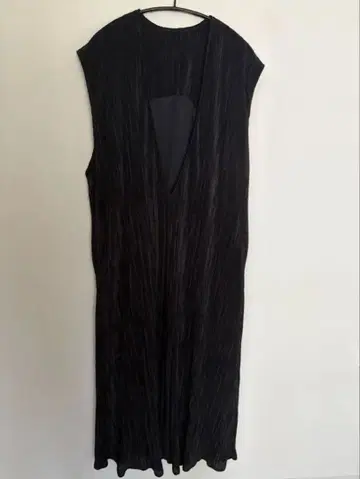 CITYSHOP DEEP VNECK DRESS 롱 블랙 원피스