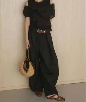 벨트 루프 와이드 팬츠 블랙