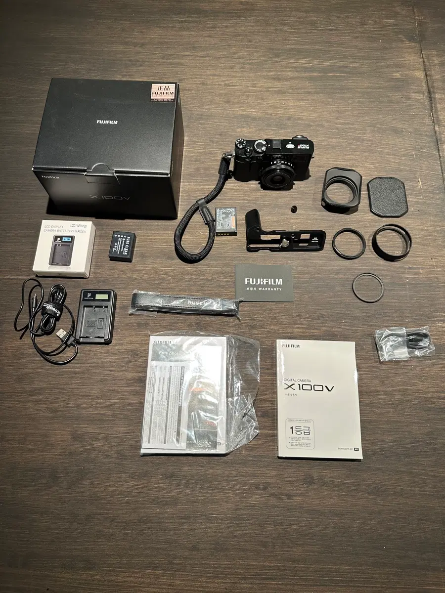 후지필름 x100v 400컷 촬영 풀박스 및 악세사리