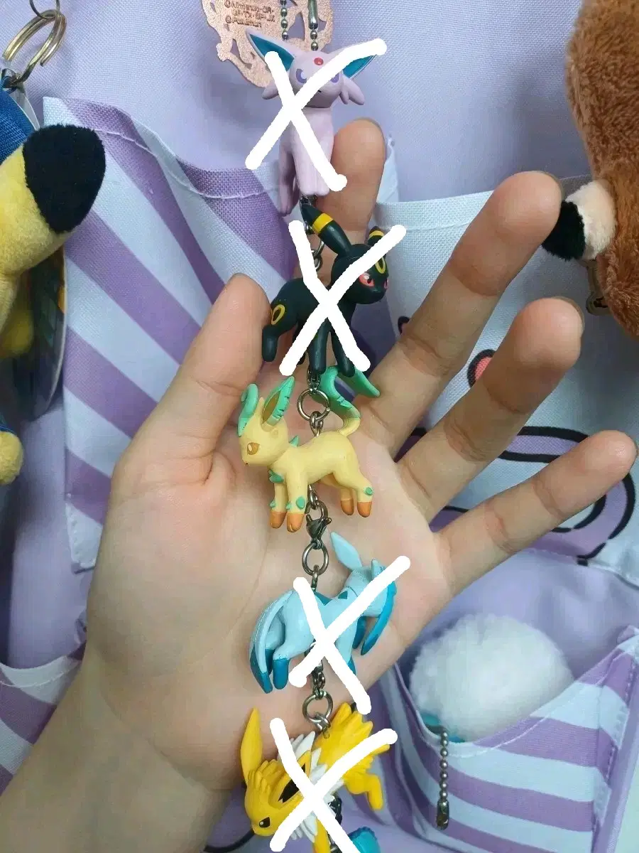 이브이즈 대롱대롱 가챠