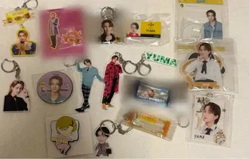 BUDDiiS YUMA 아크릴 키링 굿즈 묶음 판매