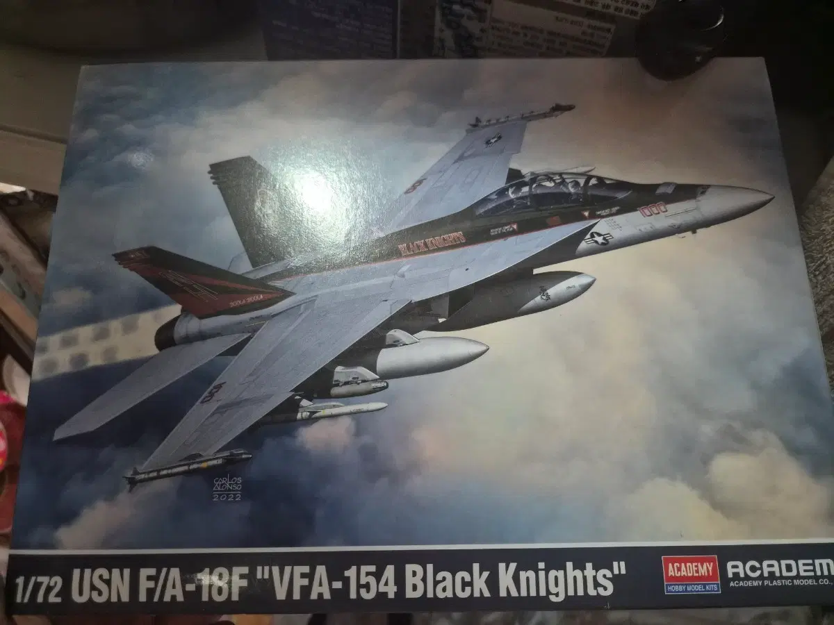 아카데미 1/72 USN F/A-18F VFA-154 블랙나이츠 프라모델