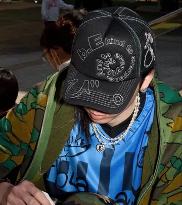 [ 완판템 레어 ] b.Eautiful Trucker Hat (BLACK)