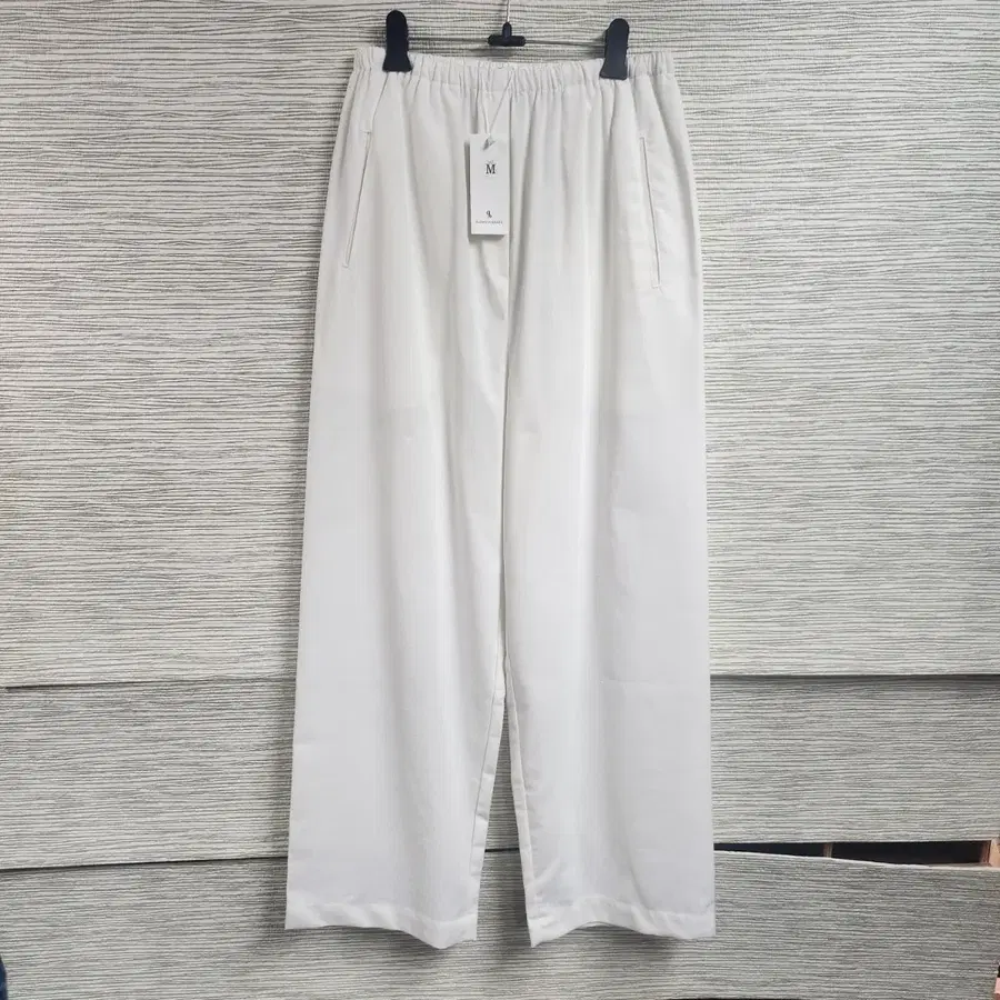 새상품 라퍼지스토어 밴딩바지 (M)