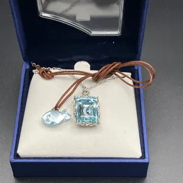 Swarovski 스와로브스키 목걸이 크리스탈 블루 상자 인증서 포함