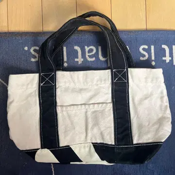 CUNE 토트백 토끼 블랙 화이트
