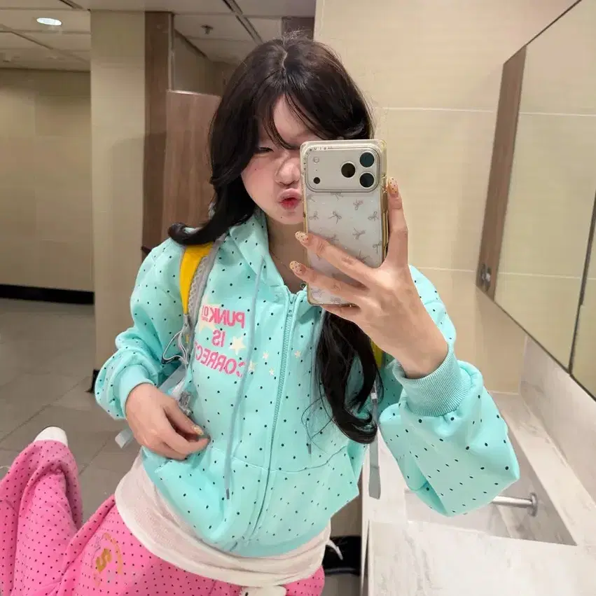 민트코어 후드집업 미착용