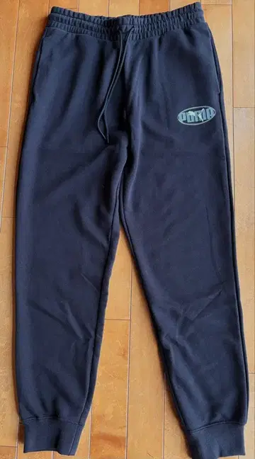 올해 미사용 새상품 택 포함 PUMA 푸마 롱 바지