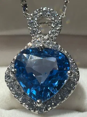 17.10ct 라보 크로우 합성 스피넬 펜던트 탑