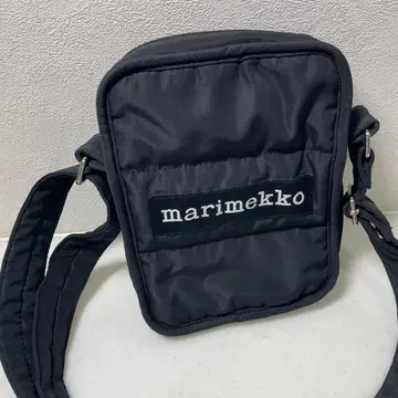 [ 새상품급 ] marimekko 마리메꼬 숄더백 블랙