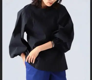 AK+1 에이케이원 페이퍼 크로스 블라우스 블랙 일본제 키요하라 아키 씨