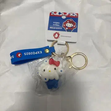 오사카 간사이 엑스포 미야쿠미야쿠 헬로키티 키링