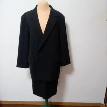 블랙 더블 브레스트 자켓 스커트 셋업