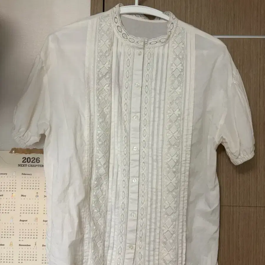 빈티지 레이스 앤틱 반팔 블라우스