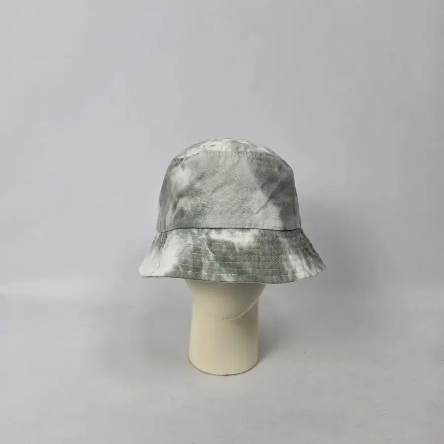 자라 화이트 카키 나염 버킷햇 57cm 260826