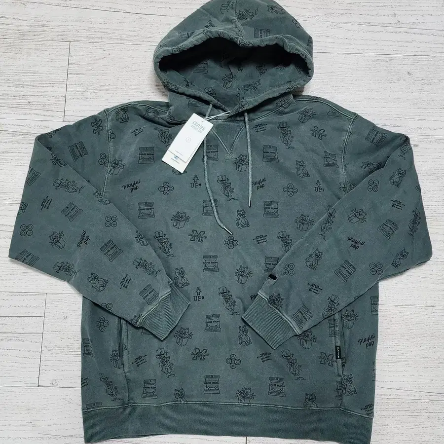 마크엠 후드티셔츠 100(L) 새상품 정품 무료배송 네고불가 정상가119,000원