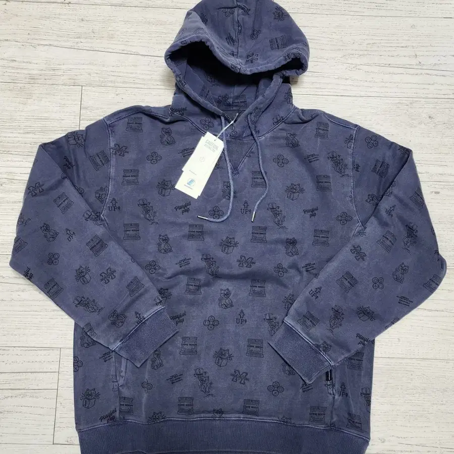 마크엠 후드티셔츠 100(L) 새상품 정품 무료배송 네고불가 정상가119,000원